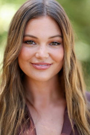 Olivia Holt photo
