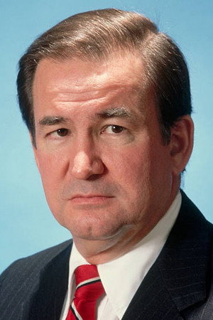 Pat Buchanan photo