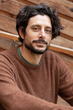 Photo of Edo van Breemen from the Latest Netflix gallery