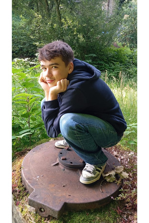 Photo of Thomas Gosselin from the Latest Netflix gallery