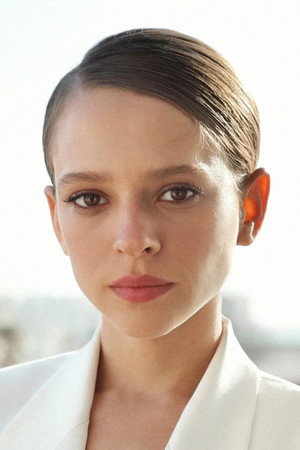 Shira Haas photo