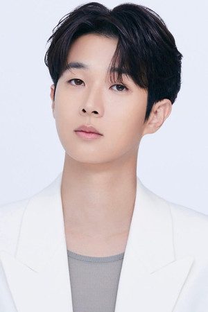 Choi Woo-shik photo