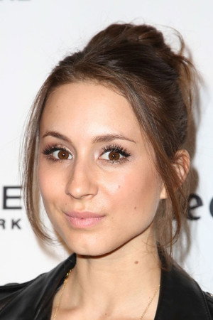 Troian Bellisario photo