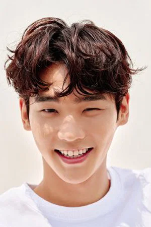 Photo of Lee Ji-han from the Latest Netflix gallery