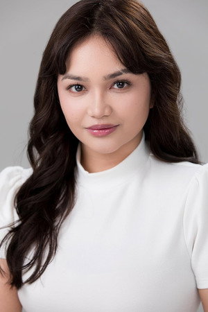 Photo of Stefanie Arianne from the Latest Netflix gallery