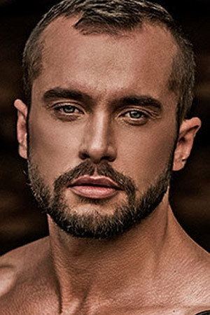 Photo of Tyler Berg from the Latest Netflix gallery