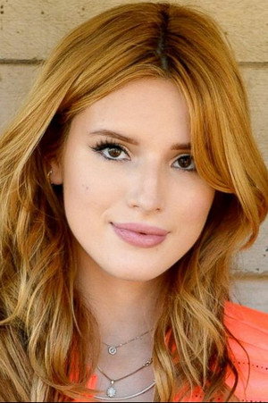 Bella Thorne photo