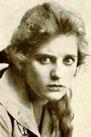 Photo of Marie Walcamp from the Latest Netflix gallery