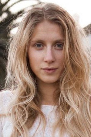 Photo of Laura Tønder from the Latest Netflix gallery