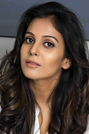 Chandhini Tamilarasan photo