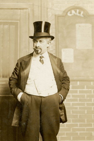 Photo of William Burress from the Latest Netflix gallery