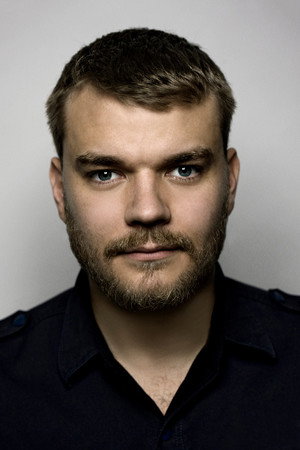 Pilou Asbæk photo