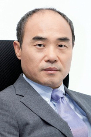 Kang Shin-il photo