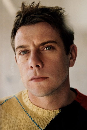 Photo of Jonathan Anderson from the Latest Netflix gallery