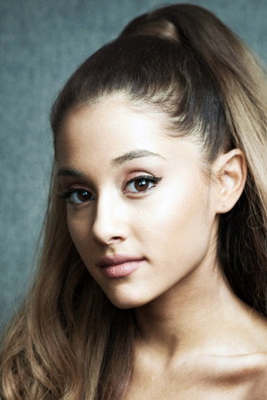 Photo of Ariana Grande from the Latest Netflix gallery
