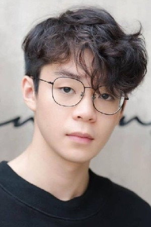 Mahidol Pibulsonggram photo