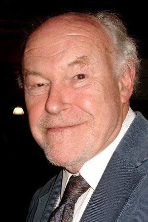 Timothy West photo