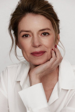 Photo of Elsa Chaves from the Latest Netflix gallery