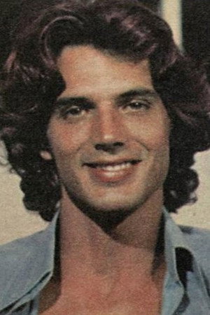 Photo of Pedro Aguinaga from the Latest Netflix gallery