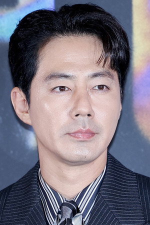 Photo of Zo In-sung from the Latest Netflix gallery