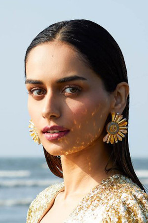 Manushi Chhillar photo