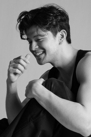 Photo of Rayver Cruz from the Latest Netflix gallery
