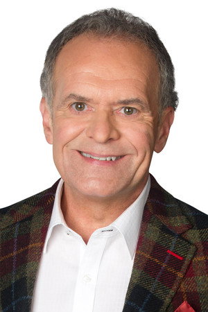 Photo of Pierre Houde from the Latest Netflix gallery