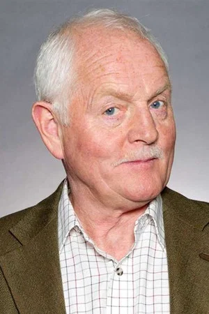 Photo of Christopher Chittell from the Latest Netflix gallery