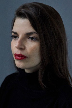 Photo of Annie St-Pierre from the Latest Netflix gallery
