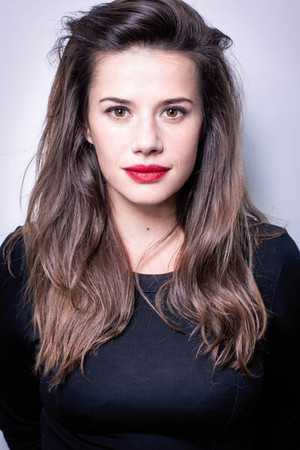 Photo of Elsa de Belilovsky from the Latest Netflix gallery