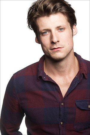 Photo of Taylor Napier from the Latest Netflix gallery