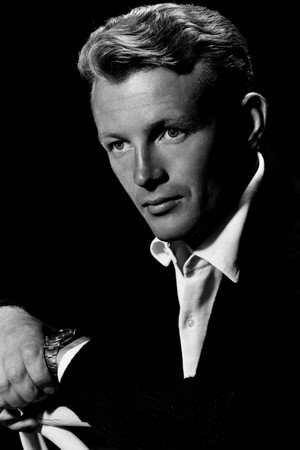 Jacques Sernas photo