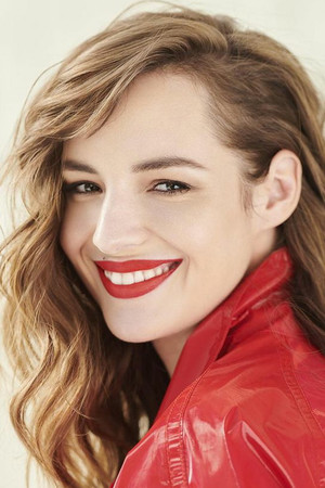 Louise Bourgoin photo