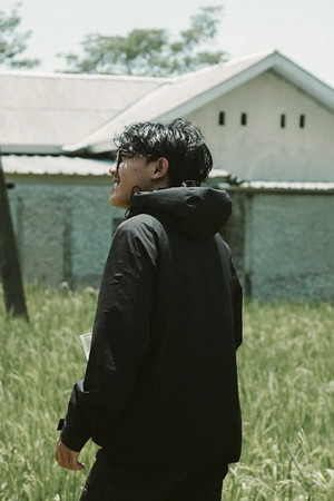 Photo of Andika Rizki Naraga from the Latest Netflix gallery