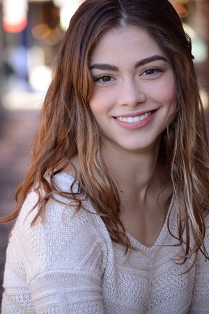 Photo of Sarah Davenport from the Latest Netflix gallery