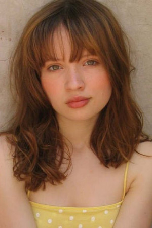 Emily Browning photo