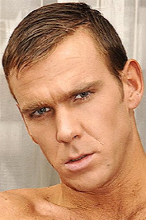 Photo of Kevin Cage from the Latest Netflix gallery