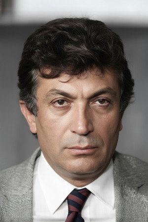 Photo of Aydın Haberdar from the Latest Netflix gallery