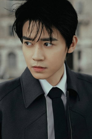 Photo of Zeng Kelang from the Latest Netflix gallery