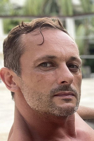 Photo of Dorian Del Isla from the Latest Netflix gallery