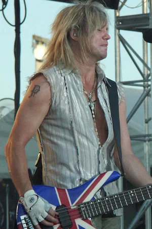Photo of Rick Savage from the Latest Netflix gallery