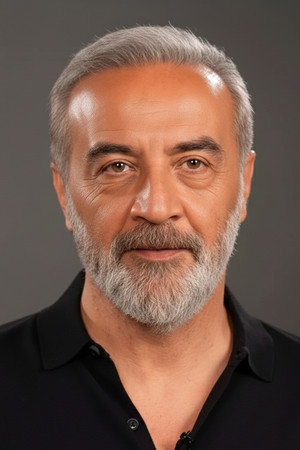 Yılmaz Erdoğan photo