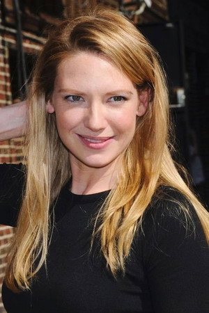 Anna Torv photo