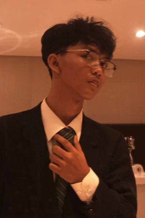 Photo of Alden Adika from the Latest Netflix gallery