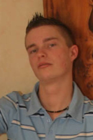Photo of Thommy Erick from the Latest Netflix gallery