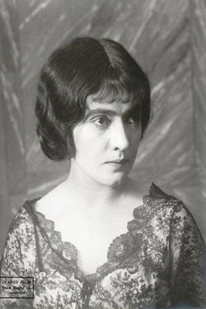 Photo of Karen Caspersen from the Latest Netflix gallery