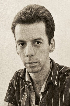 Photo of Hélio Oiticica from the Latest Netflix gallery