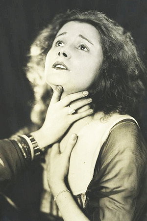 Photo of Jeanne Eagels from the Latest Netflix gallery