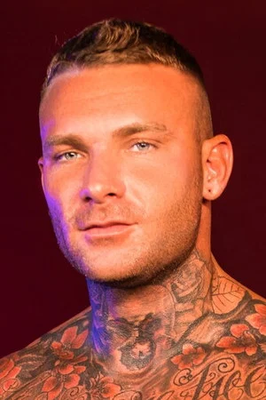 Photo of Billy Essex from the Latest Netflix gallery