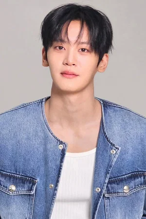 Photo of Kim Sun-min from the Latest Netflix gallery
